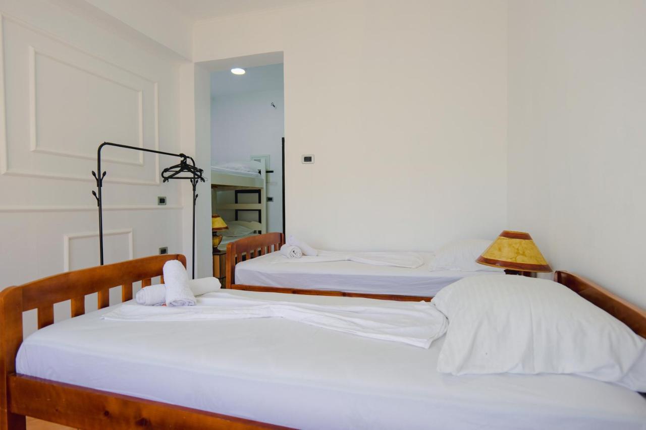 Hotel Leon Saranda Zewnętrze zdjęcie